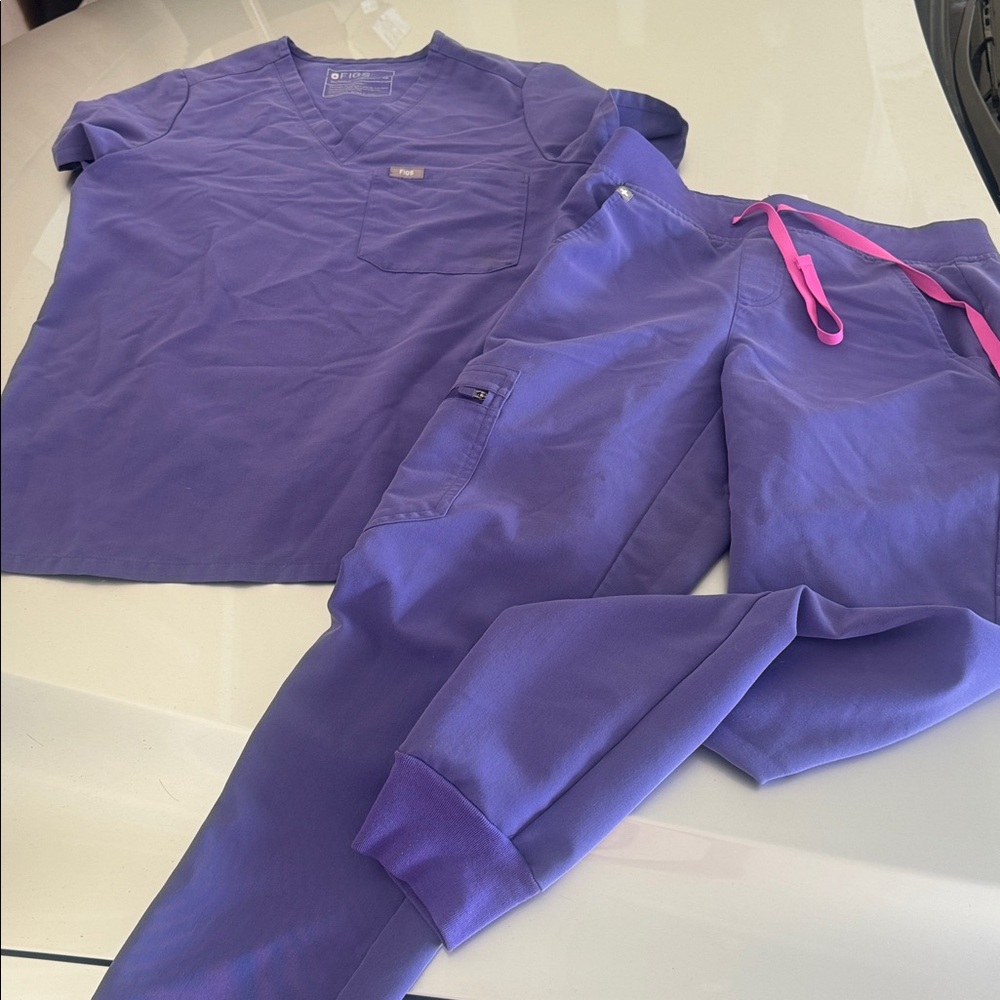XS Figs Technical Collection Purple Scrub Set - Digital Grape